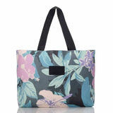 Aloha Collection Holo Holo Tote Pua Hana