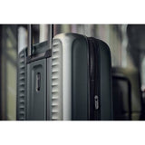 Victorinox Airox Advanced Medium Luggage Zipper Detail