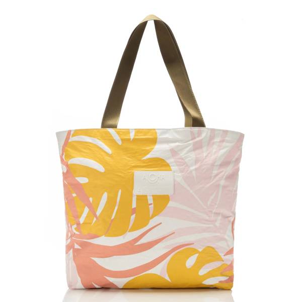 Aloha Collection Day Tripper Tote - Peace Frogs Travel